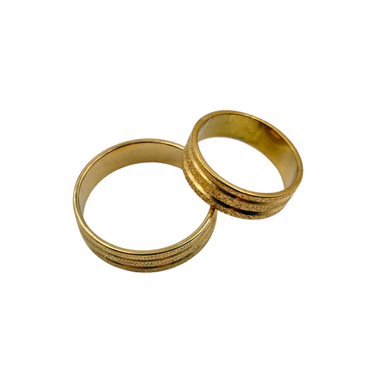 Alianzas en acero dorado