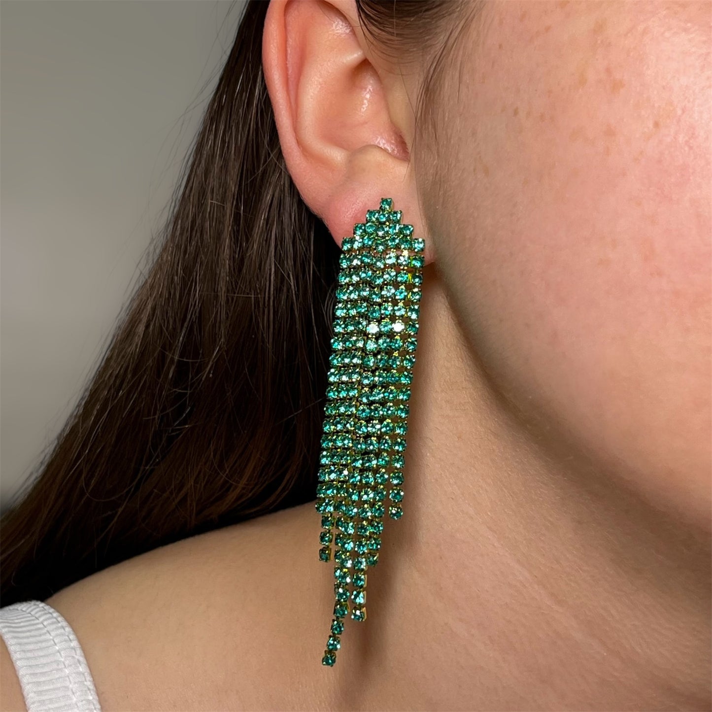 Aros colgantes strass verde para fiesta