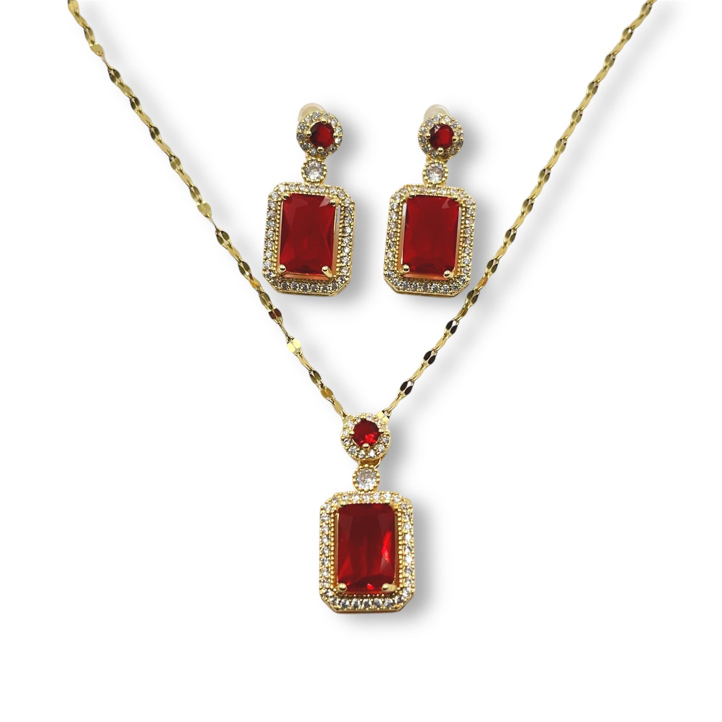 Cadena y dije con aros en acero dorado