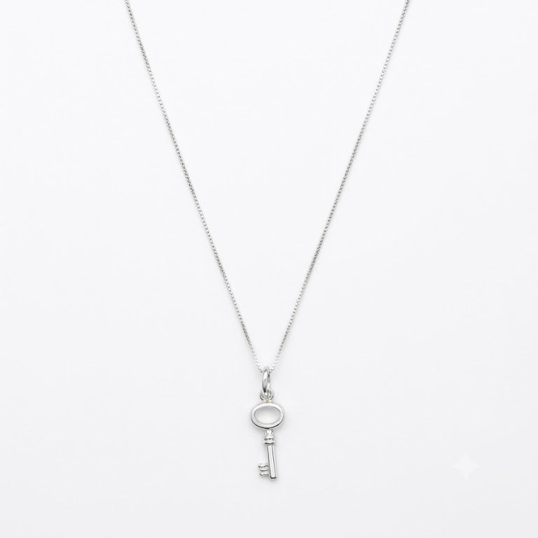 Cadena con dije llave en Plata 925