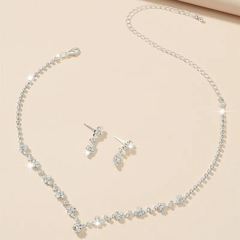Collar con aros para fiesta