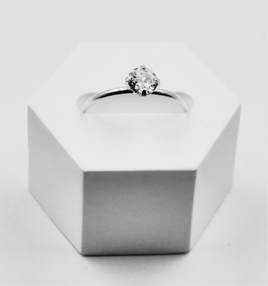 Anillo para promesa con piedra
