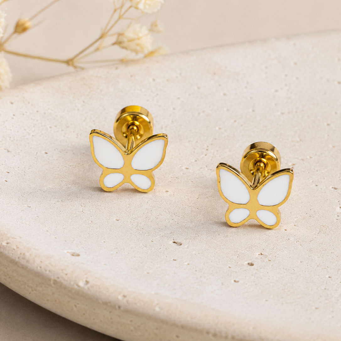 Aros con mariposa esmaltada en acero dorado