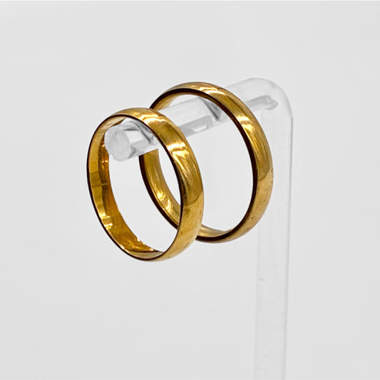 Par de alianzas en acero dorado 4mm
