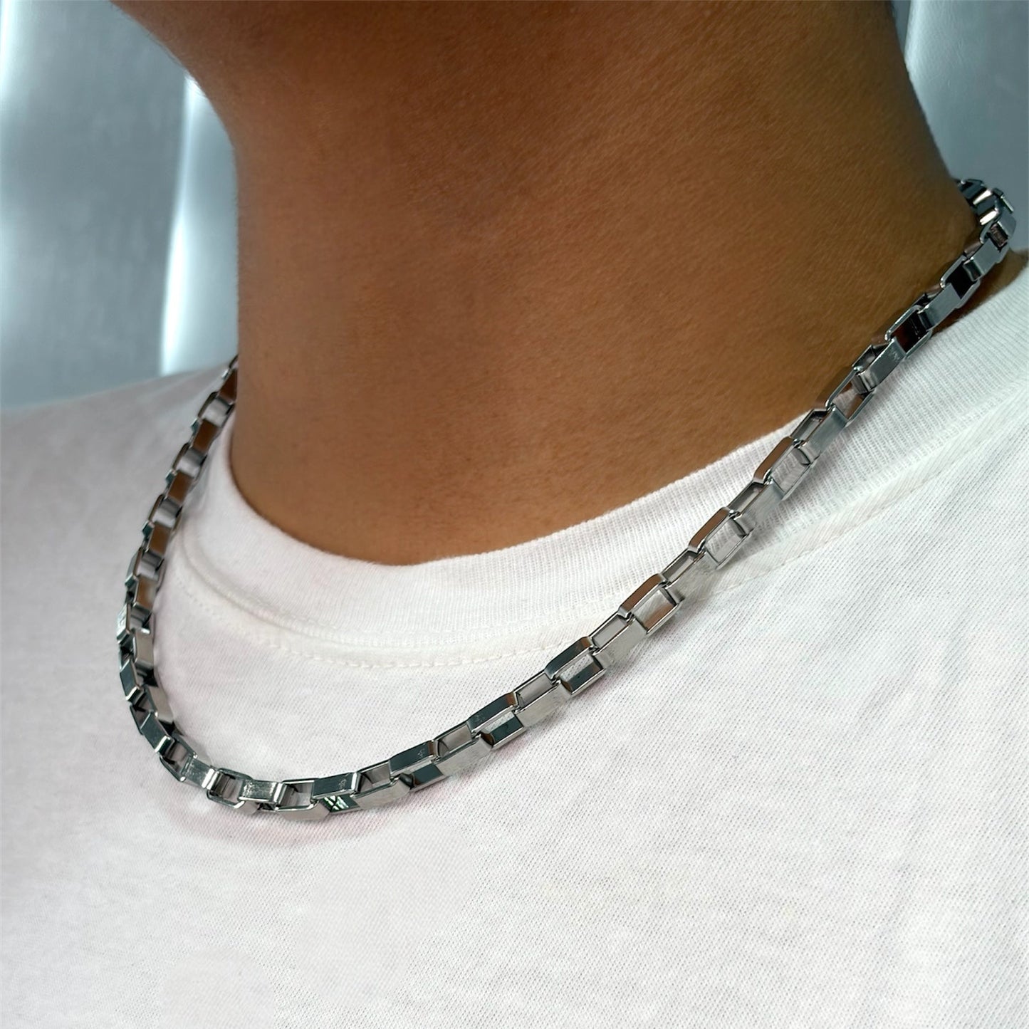 Collar Masculino Acero Quirúrgico Diseño Rectangular Moderno