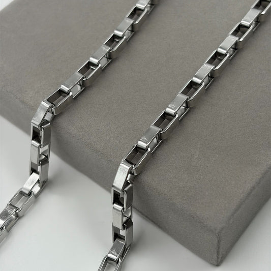 Collar Masculino Acero Quirúrgico Diseño Rectangular Moderno