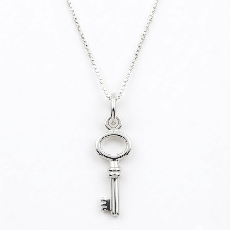 Cadena con dije llave en Plata 925