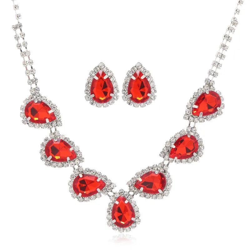Collar y aros bijou con strass