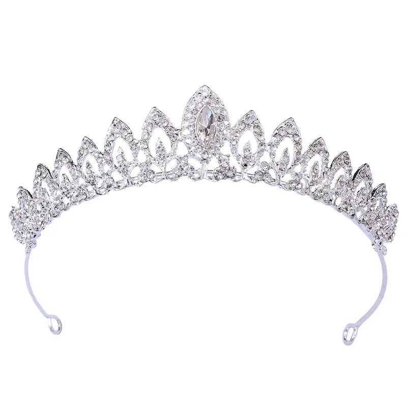 Tiara metal plateado con strass blanco
