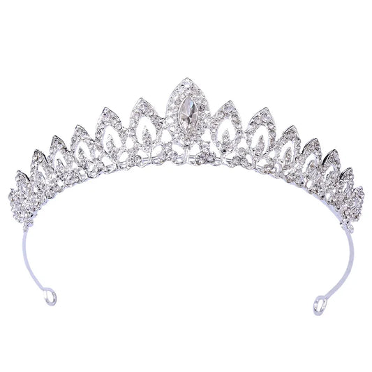 Tiara metal plateado con strass blanco