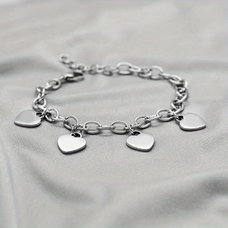 Pulsera de acero quirúrgico con 4 corazones