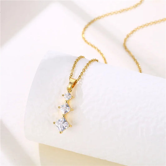 Conjunto 3 cubics acero dorado