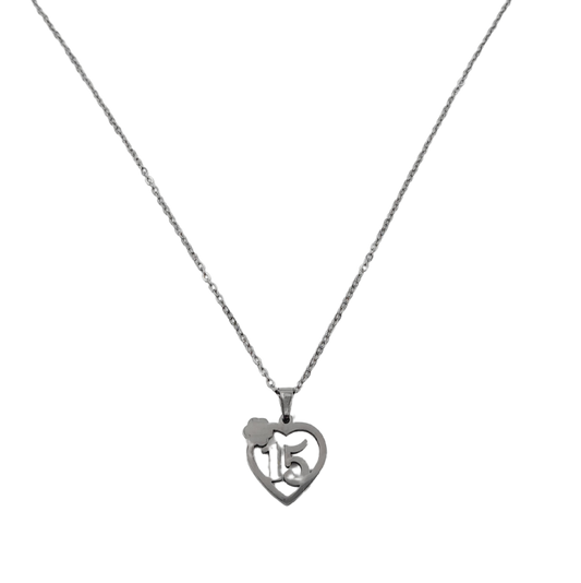 Conjunto de cadena con dije en forma de corazón con flor para 15 años